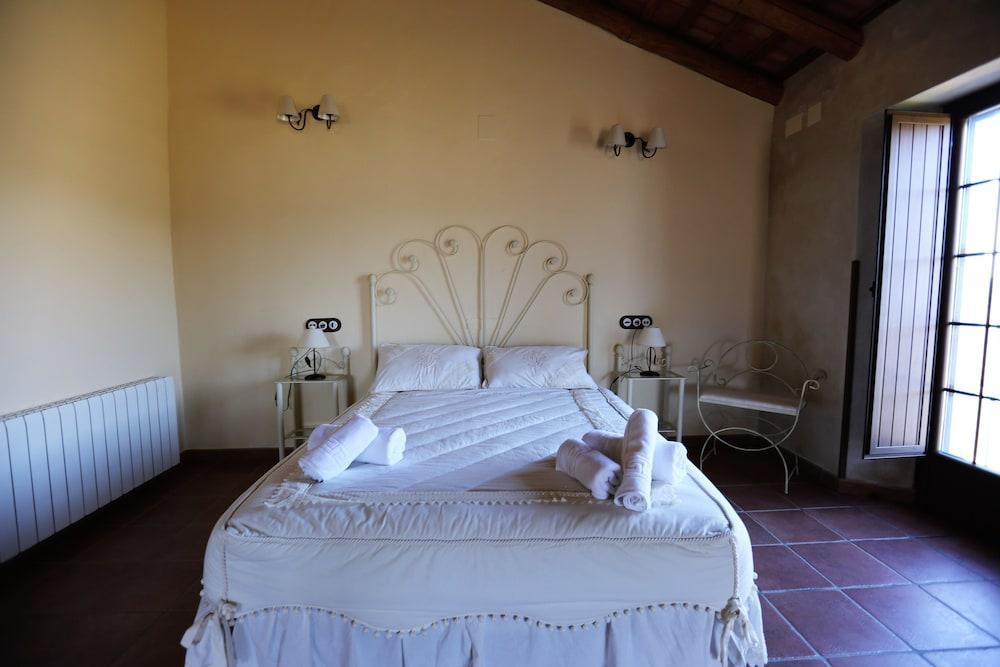 Villa Escutia *