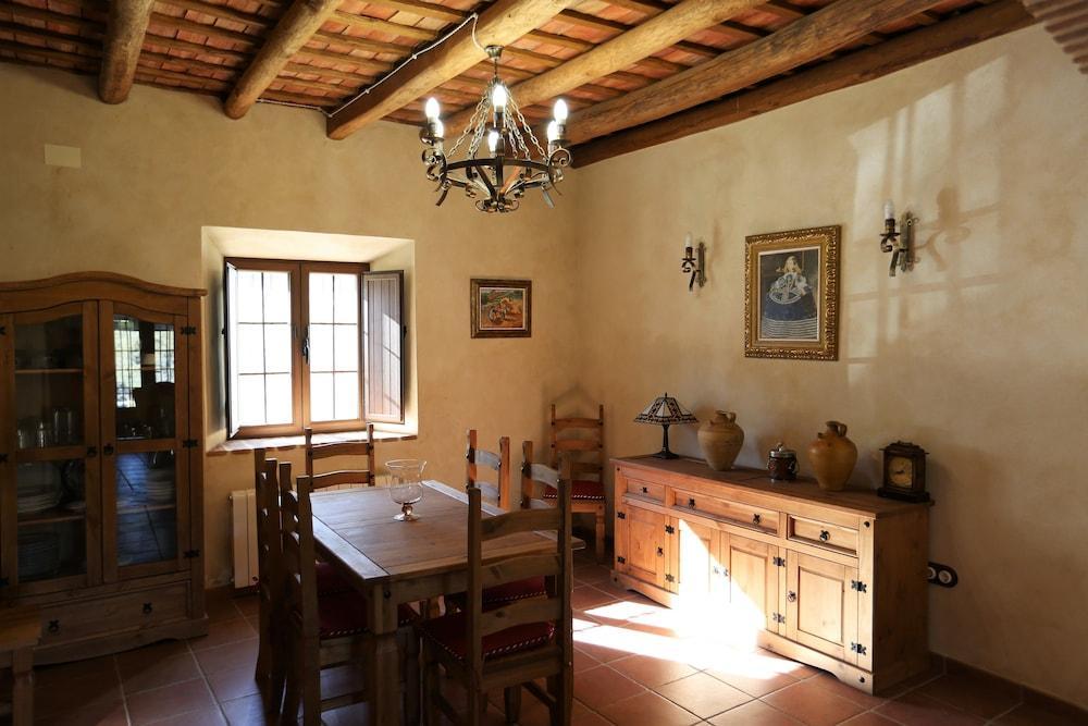 Villa Escutia